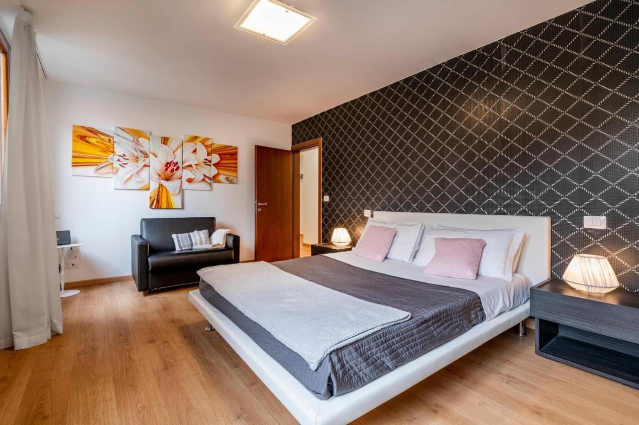 Guglie Design Apartments Venedik Dış mekan fotoğraf